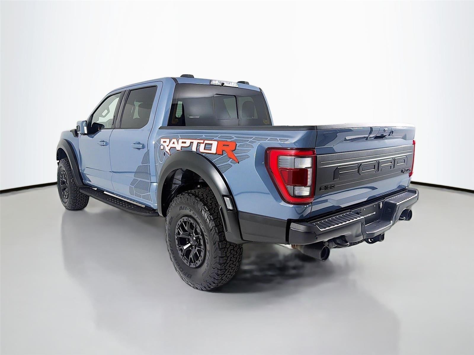 Used 2023 Azure Gray Metallic Tri-Coat Ford Raptor R image 3