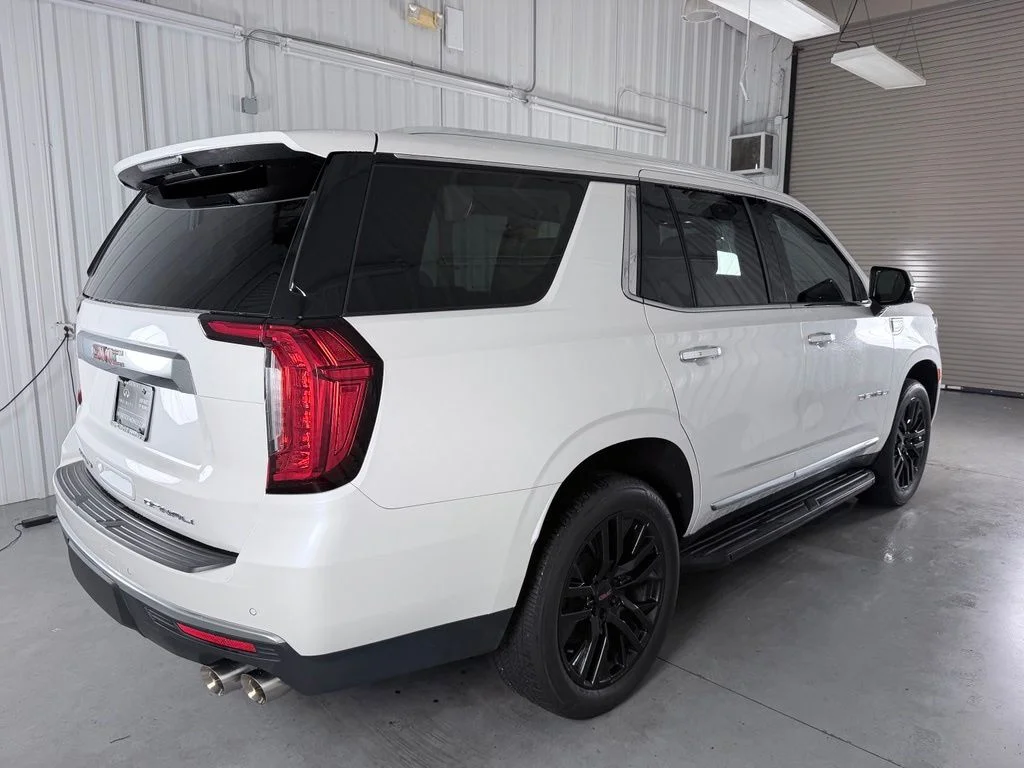 Used 2021 White Frost GMC Denali image 5