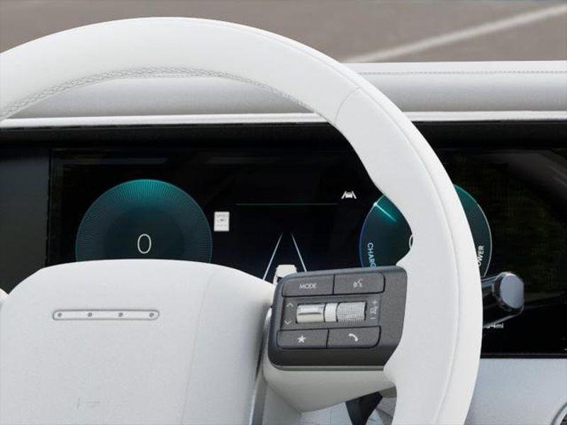 New 2026 Creamy White Pearl Hyundai SEL 8P image 14