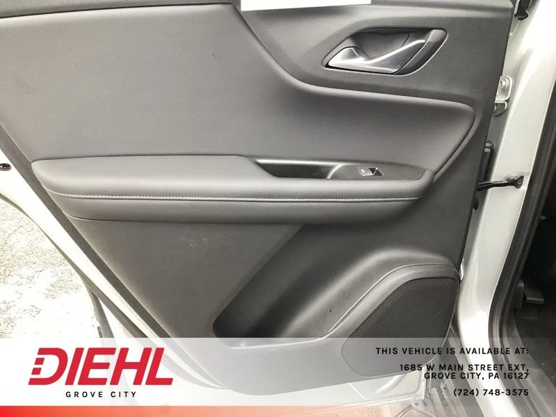 Used 2021 Silver Chevrolet LT image 12
