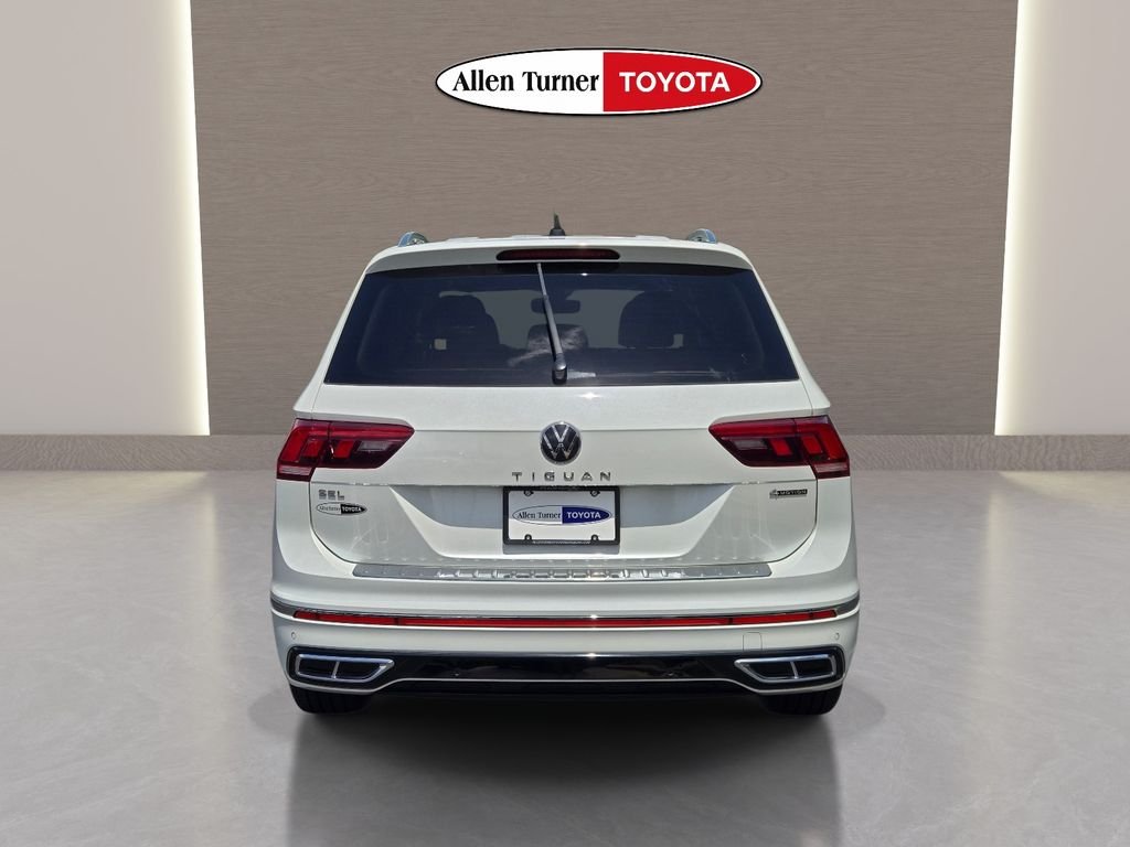 Used 2024 White Volkswagen 2.0T SEL R-Line image 7