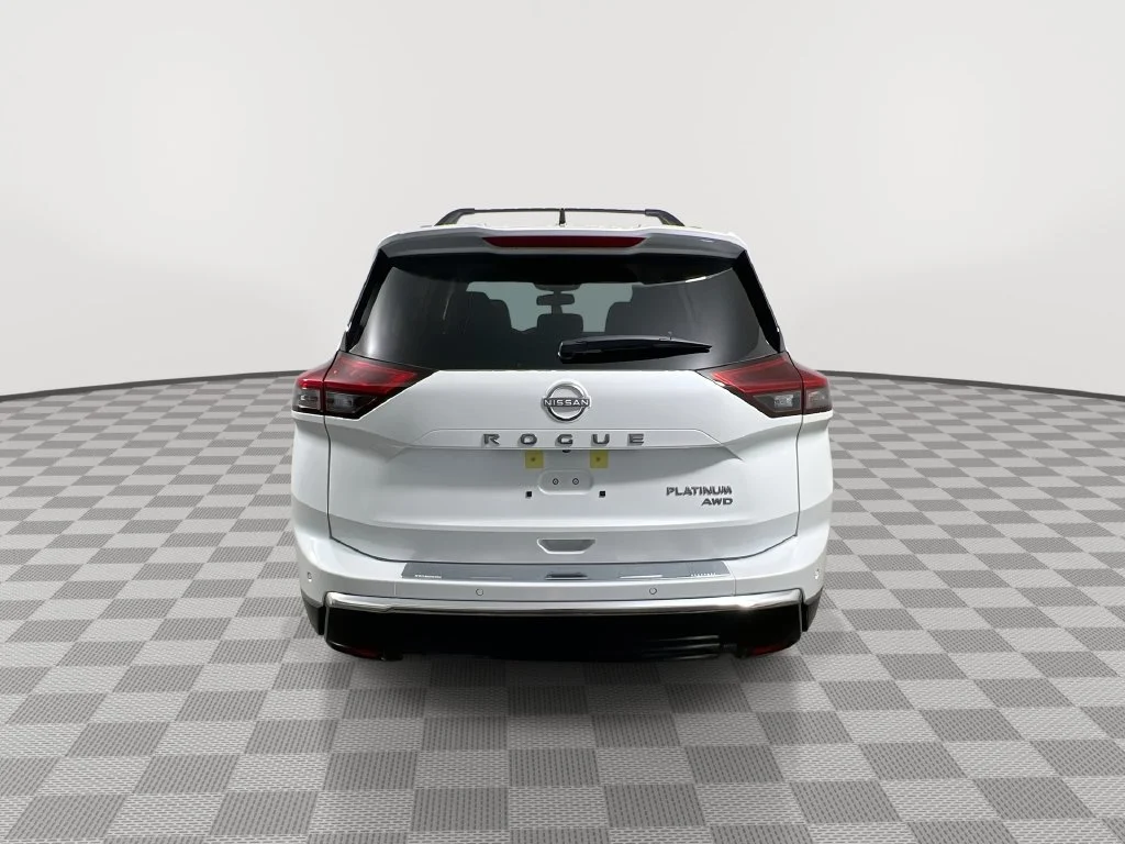 New 2026 Everest White Pearl TriCoat Nissan Platinum image 7
