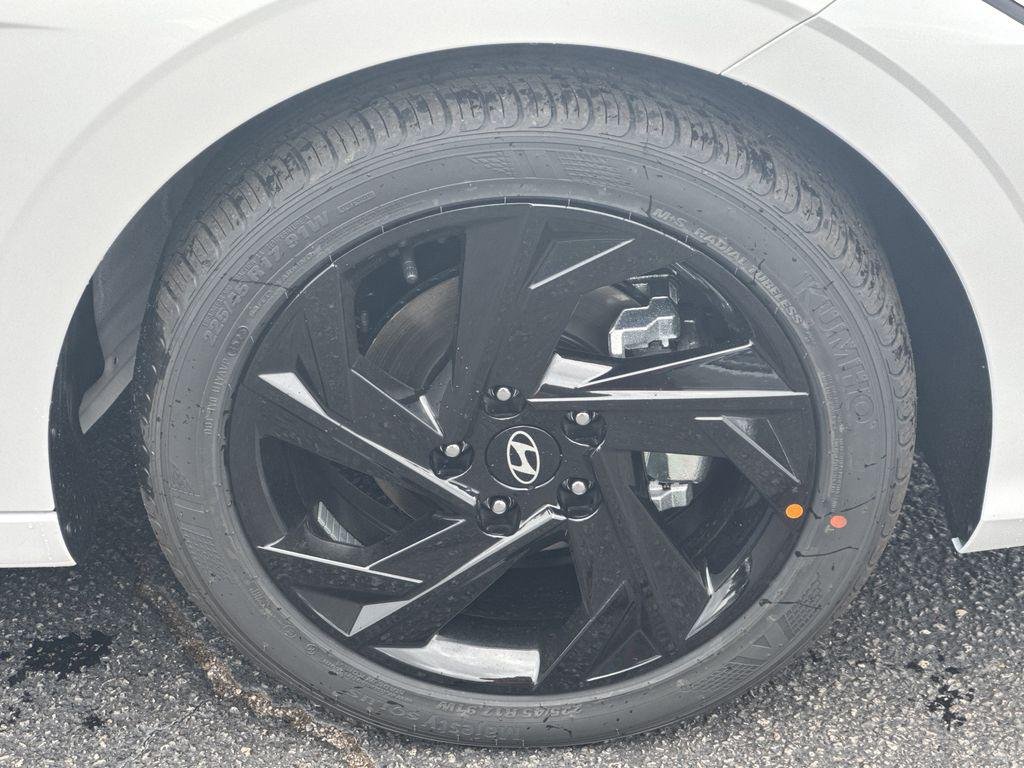 New 2026 White Hyundai SEL Sport image 12
