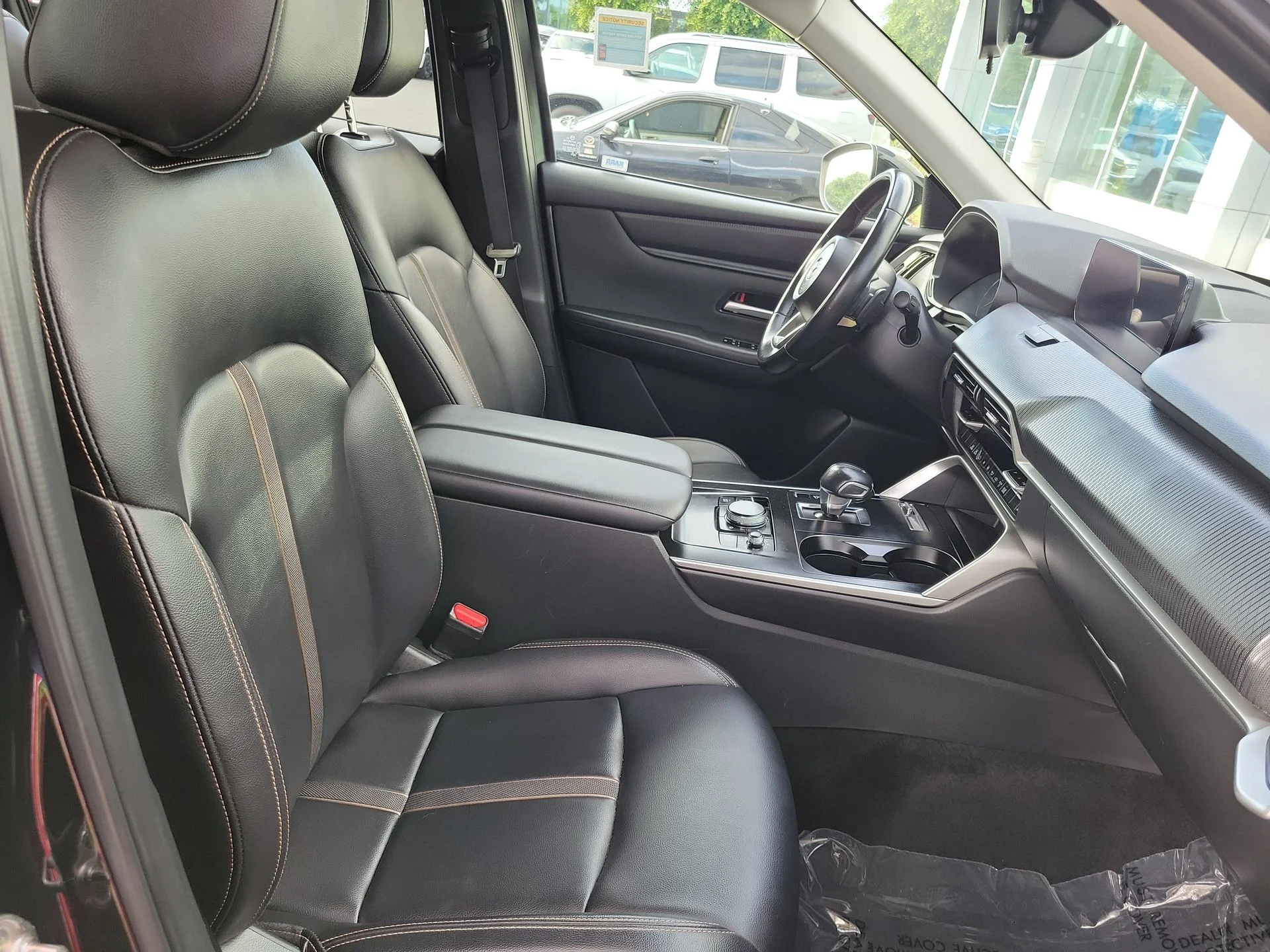 Used 2025 Black Mazda 3.3 Turbo Select image 21