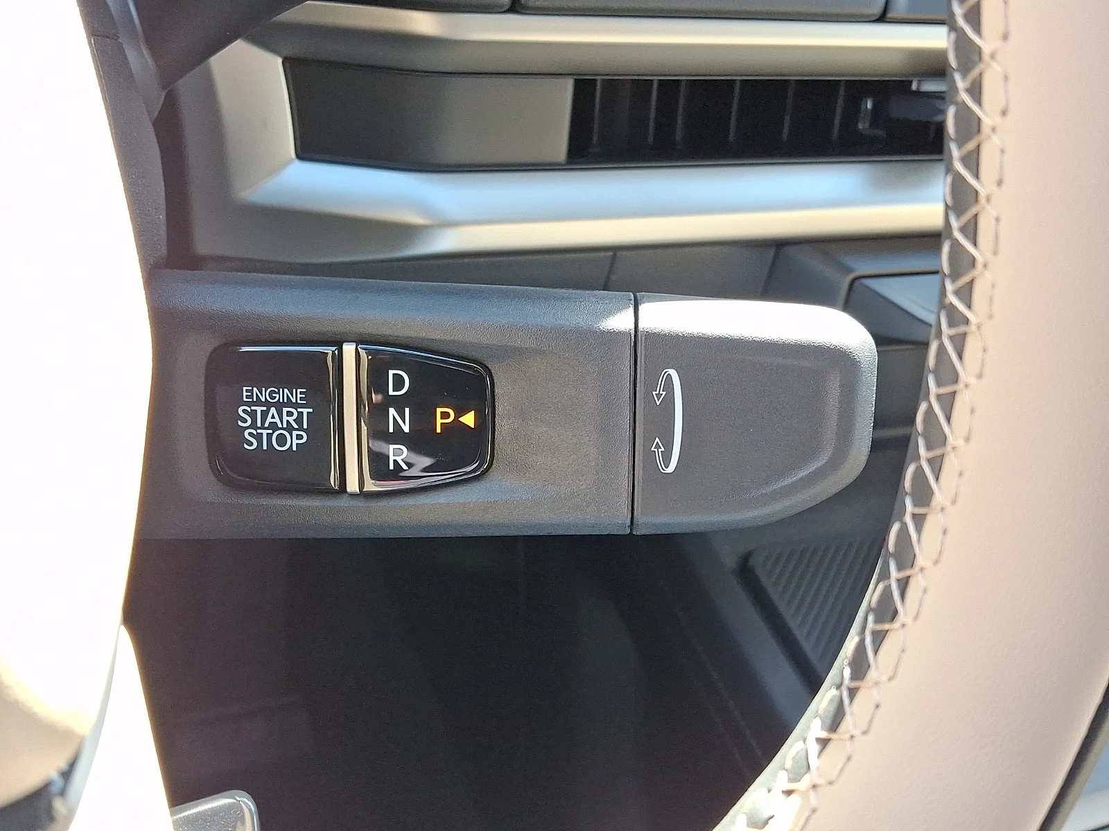 New 2027 White Kia EX image 15
