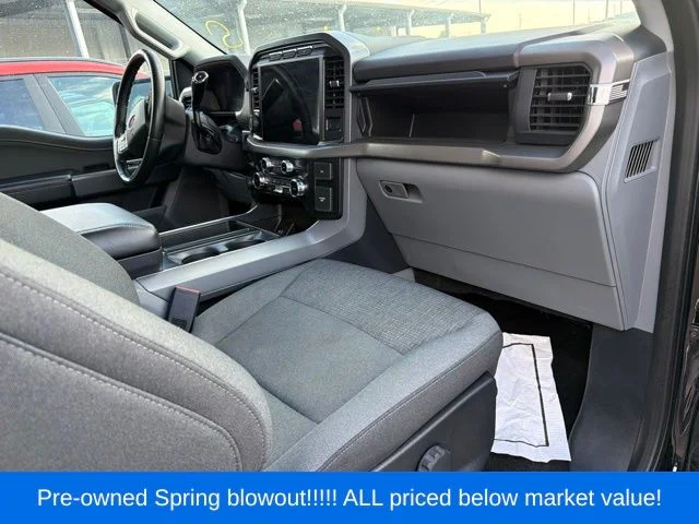 Used 2024 Black Ford XLT image 13