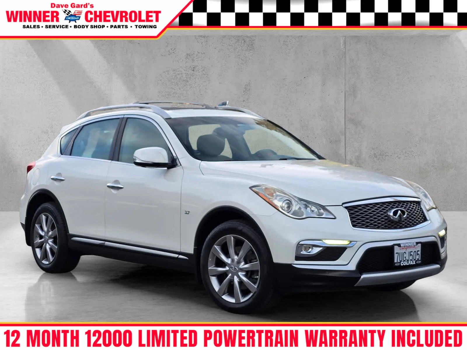 Used 2016  INFINITI  image 1