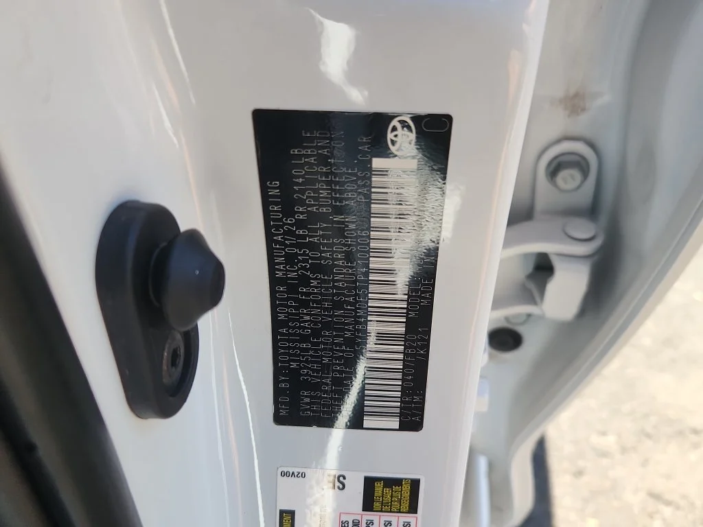 Used 2026 White Toyota LE image 17
