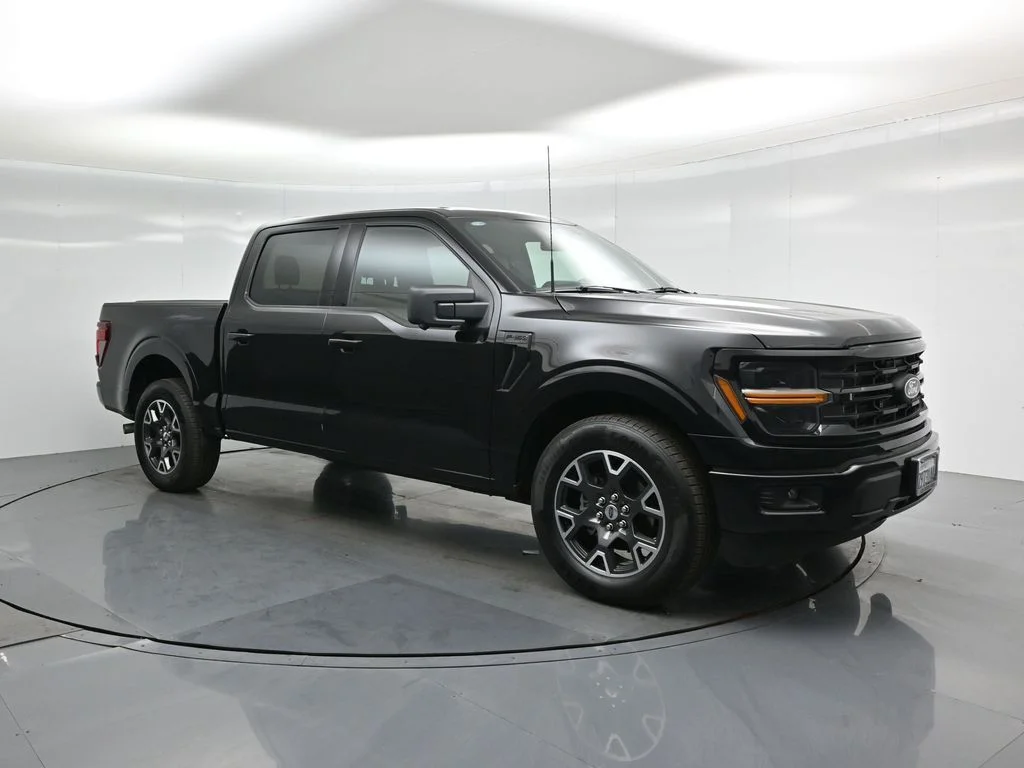 New 2024 Black Ford XLT image 22