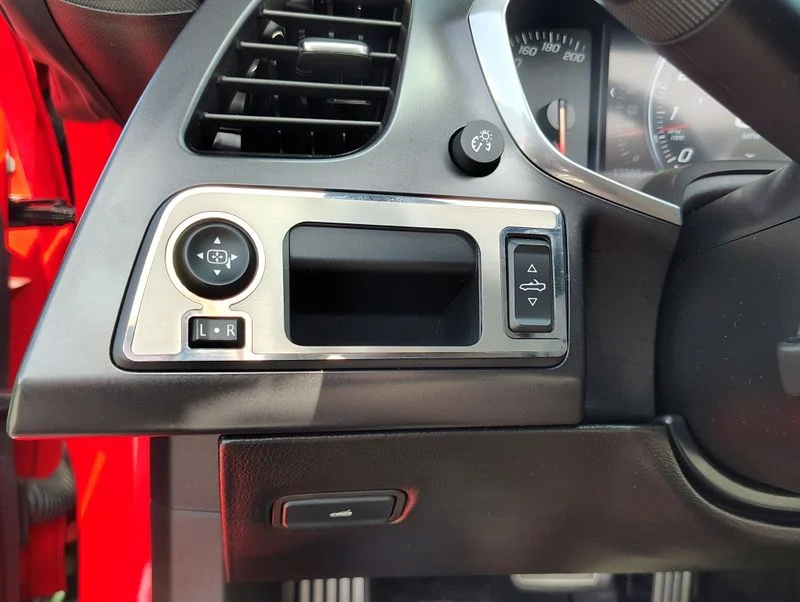 Used 2017 Red Chevrolet Stingray image 34
