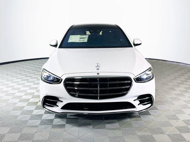 New 2026 MANUFAKTUR Moonlight White Metallic Mercedes-Benz S 580 image 34