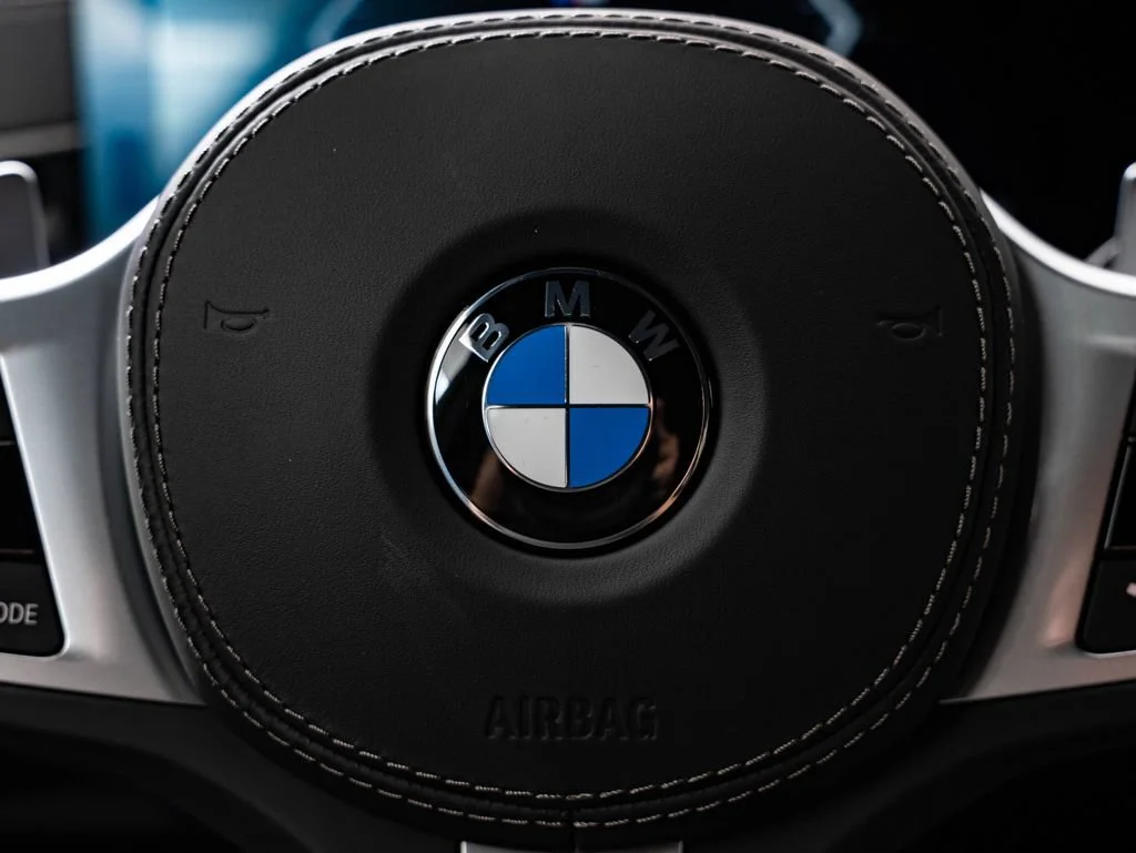 New 2027 Dravit Grey Metallic BMW xDrive40i image 33