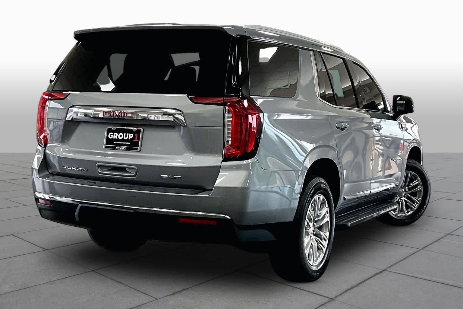 Used 2023 Sterling Metallic GMC SLT image 13