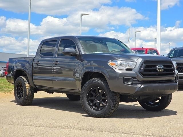 Used 2021 Magnetic Gray Metallic Toyota SR image 3