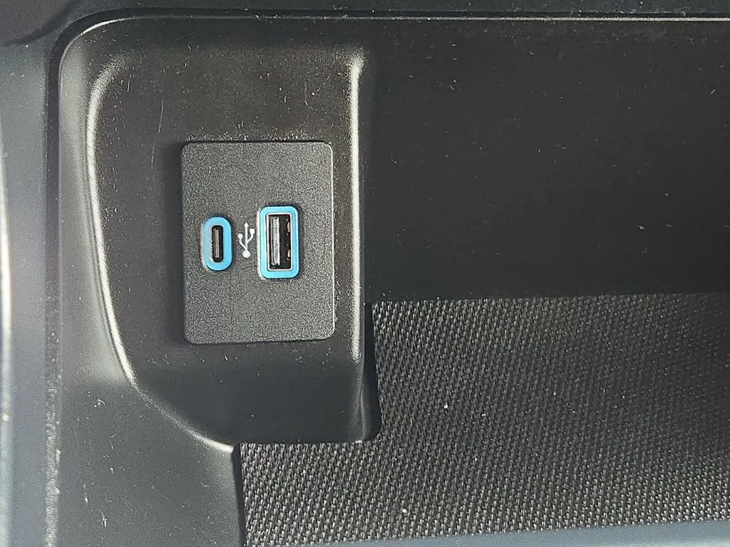 Used 2024 Blue Ford XLT image 42