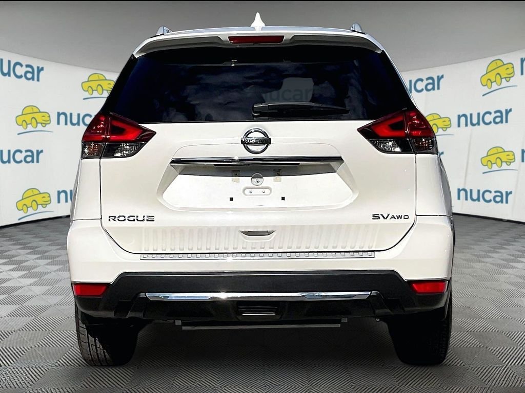 Used 2018 White Nissan SV image 5