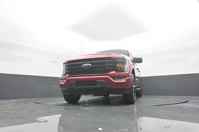 Used 2022 Red Ford XLT image 35