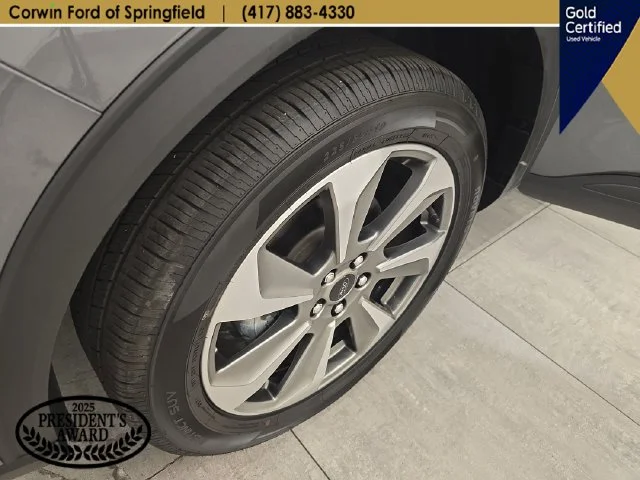 Certified Used 2025 Carbonized Gray Metallic Ford Platinum image 37