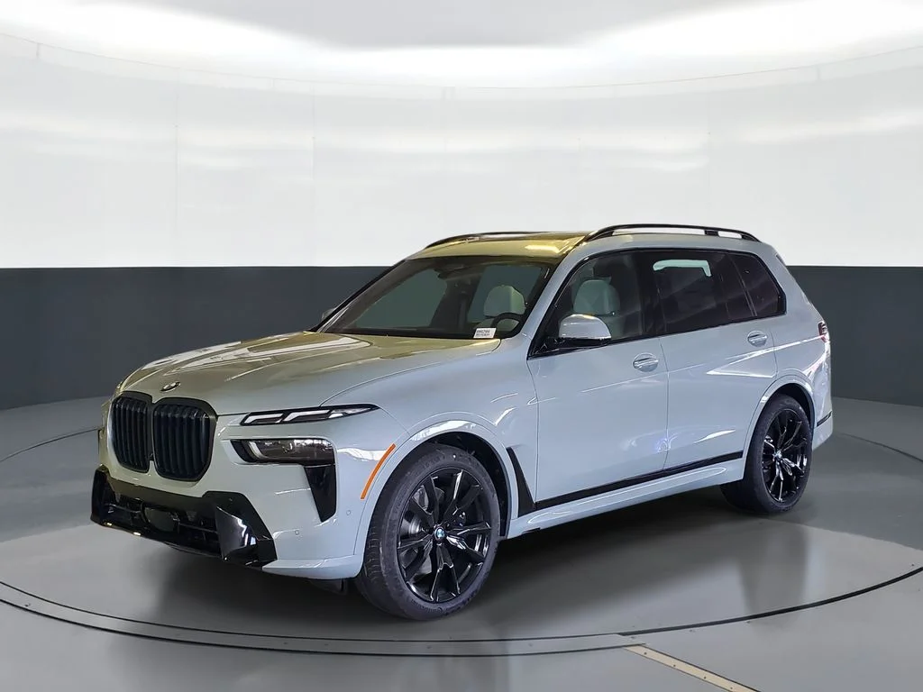 2027 BMW X7
