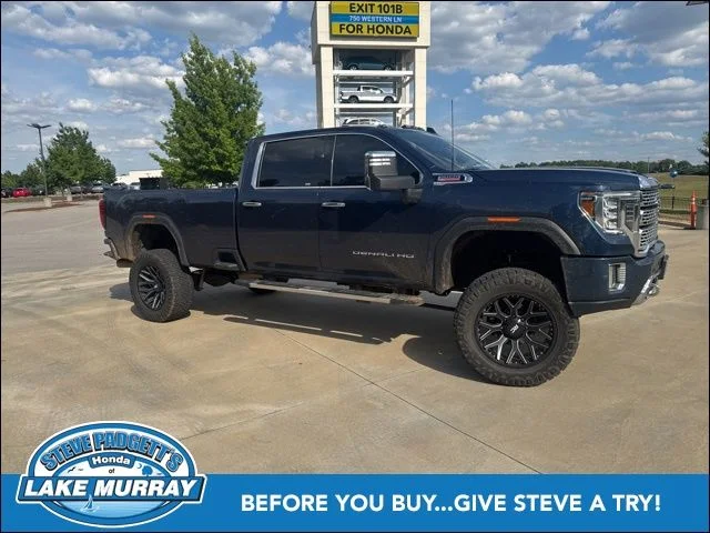 2021 GMC Sierra Denali 4WD Crew Cab Standard Box SRW's photo
