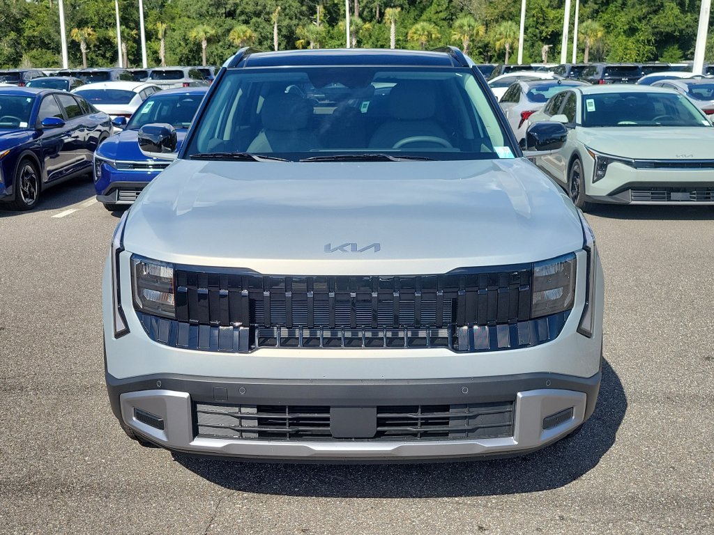 New 2027 Ivory Silver Kia EX image 2