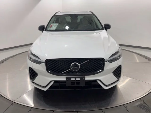 2026 Volvo XC60 Ultra - Photo 8