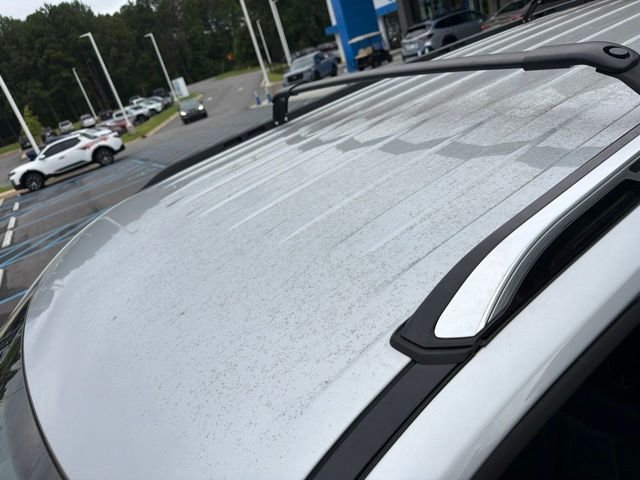 Used 2025 Silver Jeep Base image 8