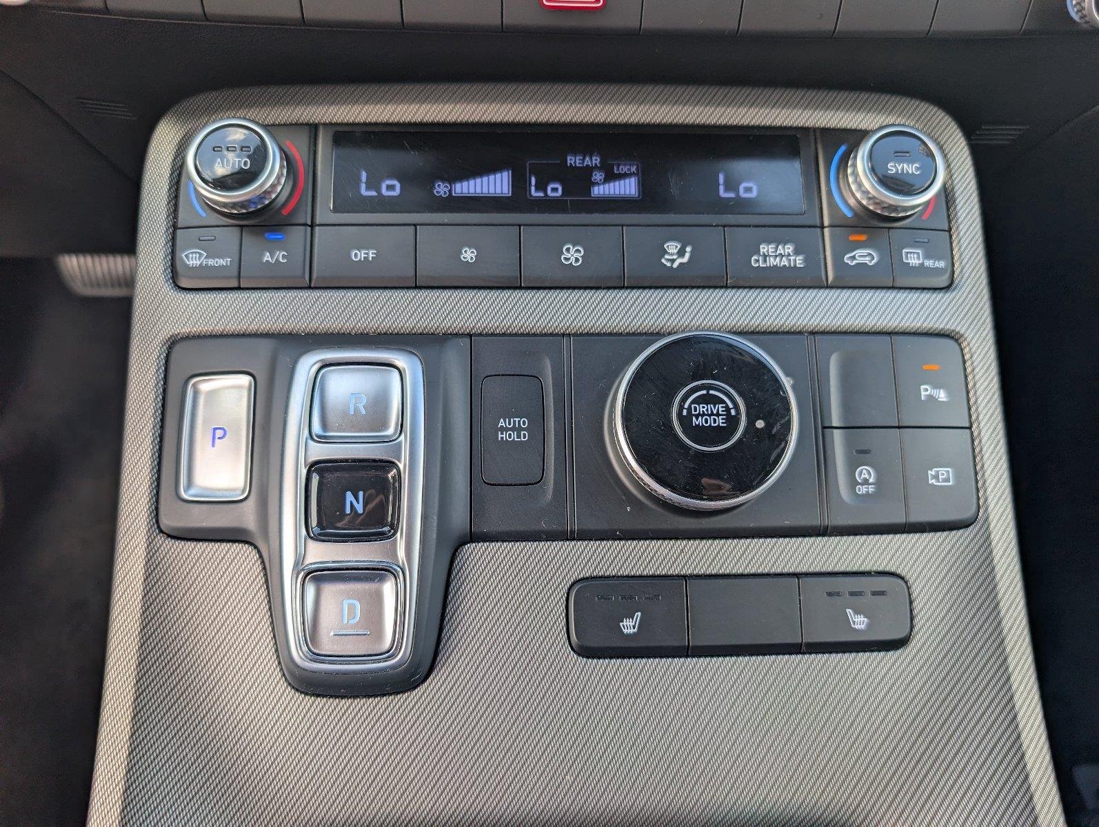 Used 2024 Steel Graphite Hyundai SEL 7P image 18