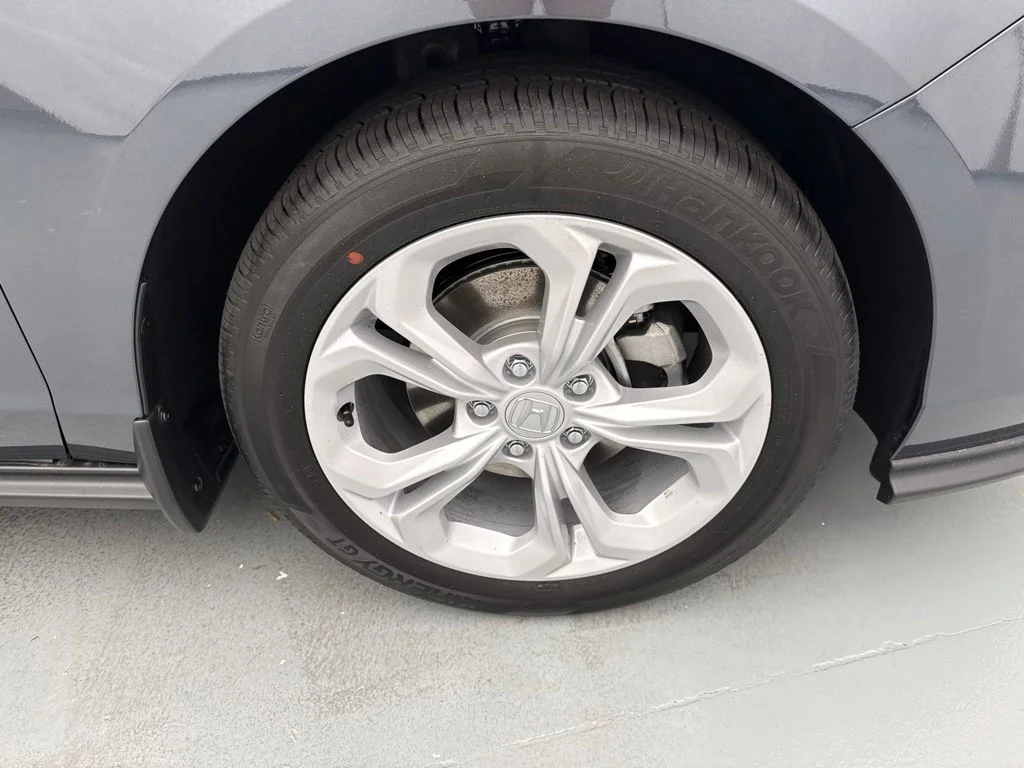 New 2026 Meteorite Gray Metallic Honda LX image 13