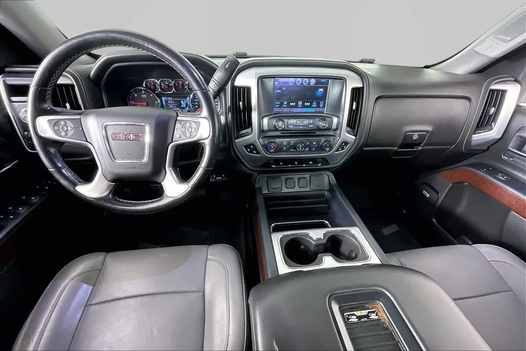 Certified Used 2018 White GMC SLT image 7