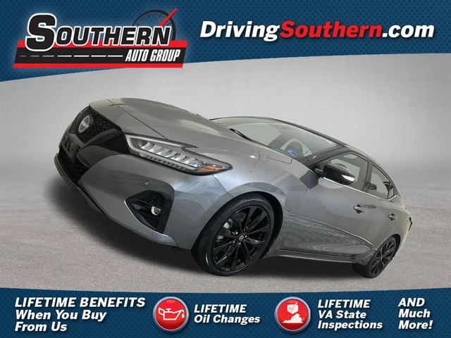 2023 Nissan Maxima SR