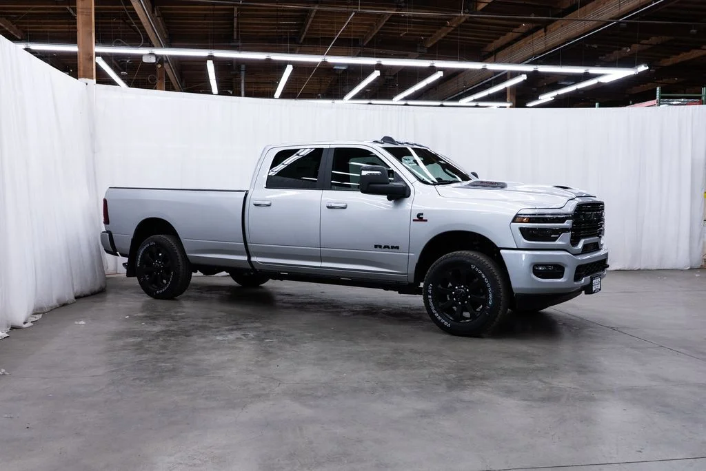 2026 RAM 3500 Laramie 4X4 Crew Cab LWB's photo