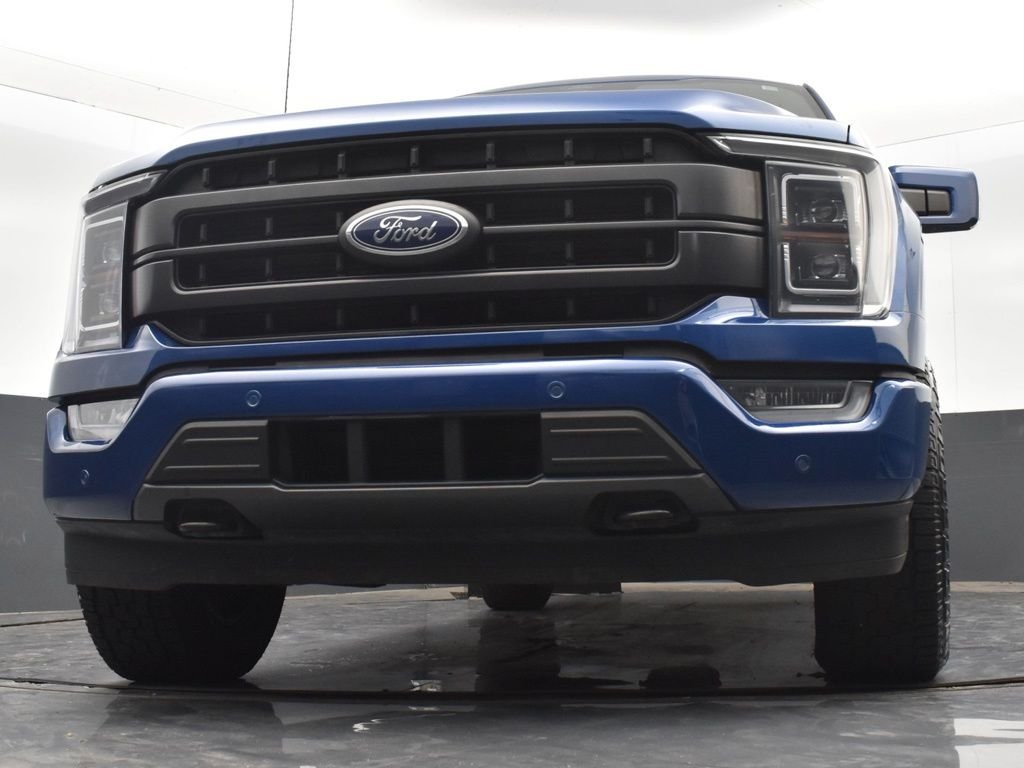 Used 2022 Blue Ford Lariat image 25