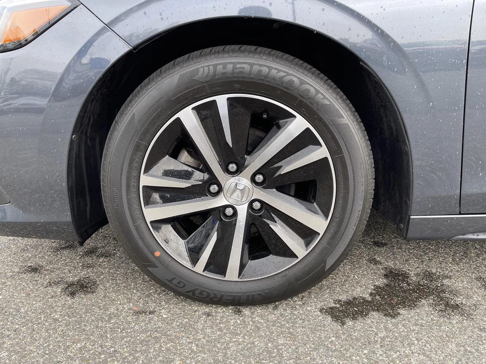 Used 2022 Meteorite Gray Metallic Honda LX image 22