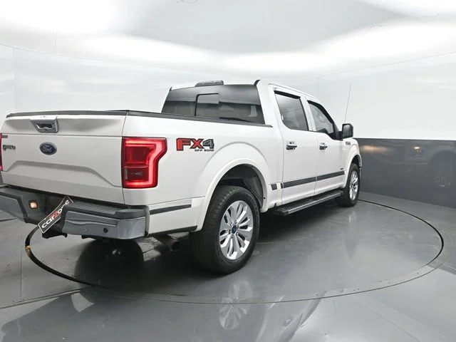 Used 2015 White Ford Lariat image 35