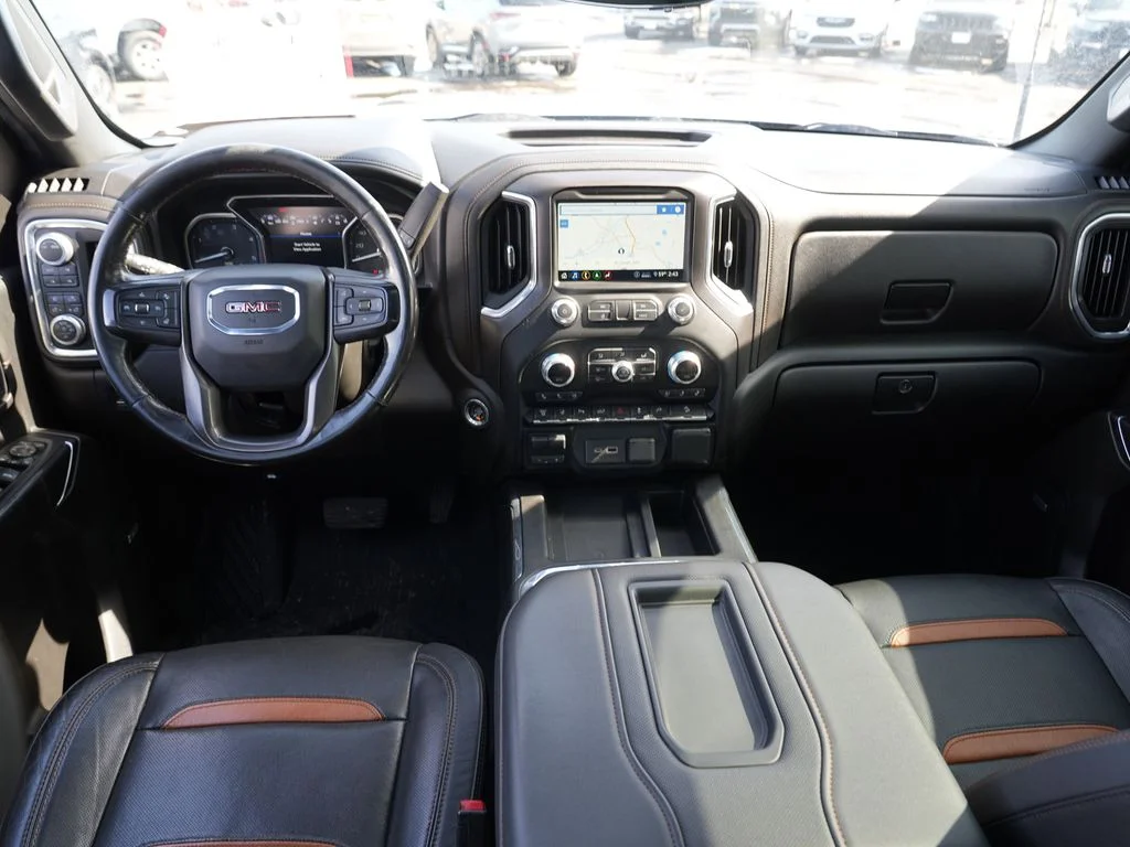 Used 2020 Black GMC AT4 image 26