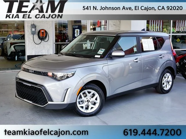 2025 Kia Soul 2.0L LX IVT's photo