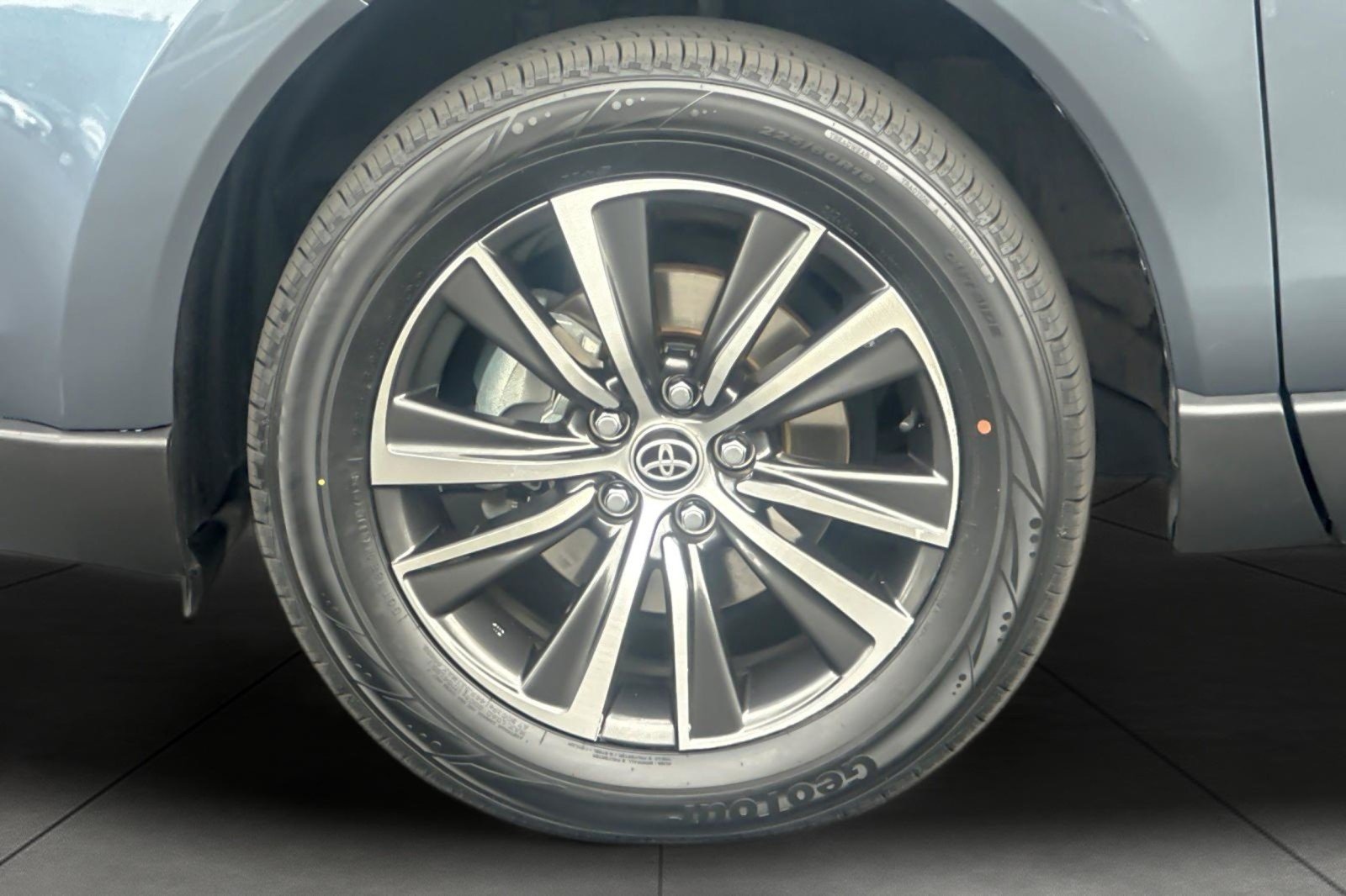 Used 2024 COASTAL GRAY METALIC Toyota LE image 25