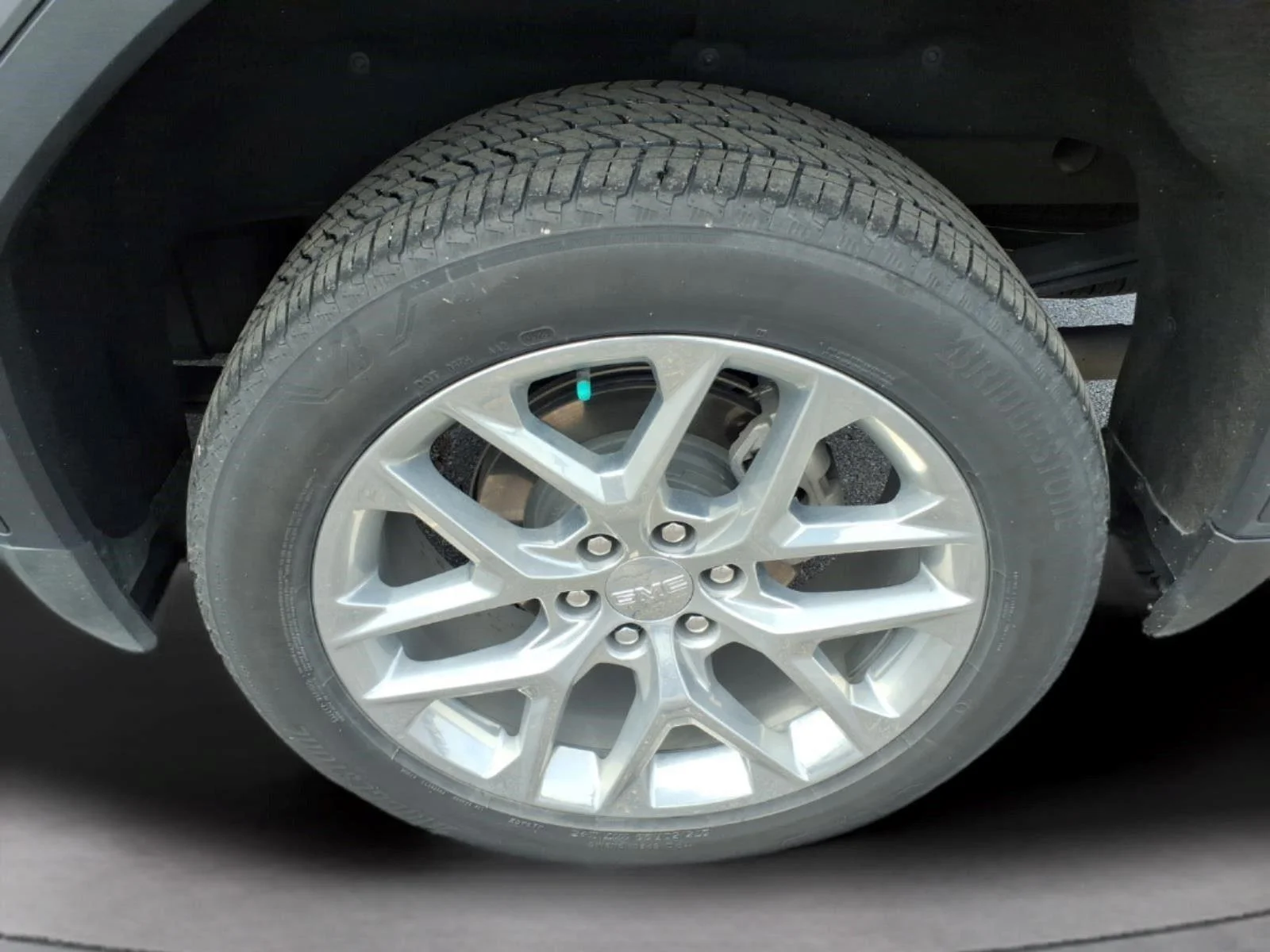 Used 2024 Onyx Black GMC Denali image 10