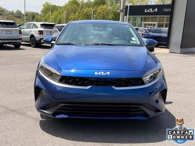 Used 2023 Blue Kia LXS image 18