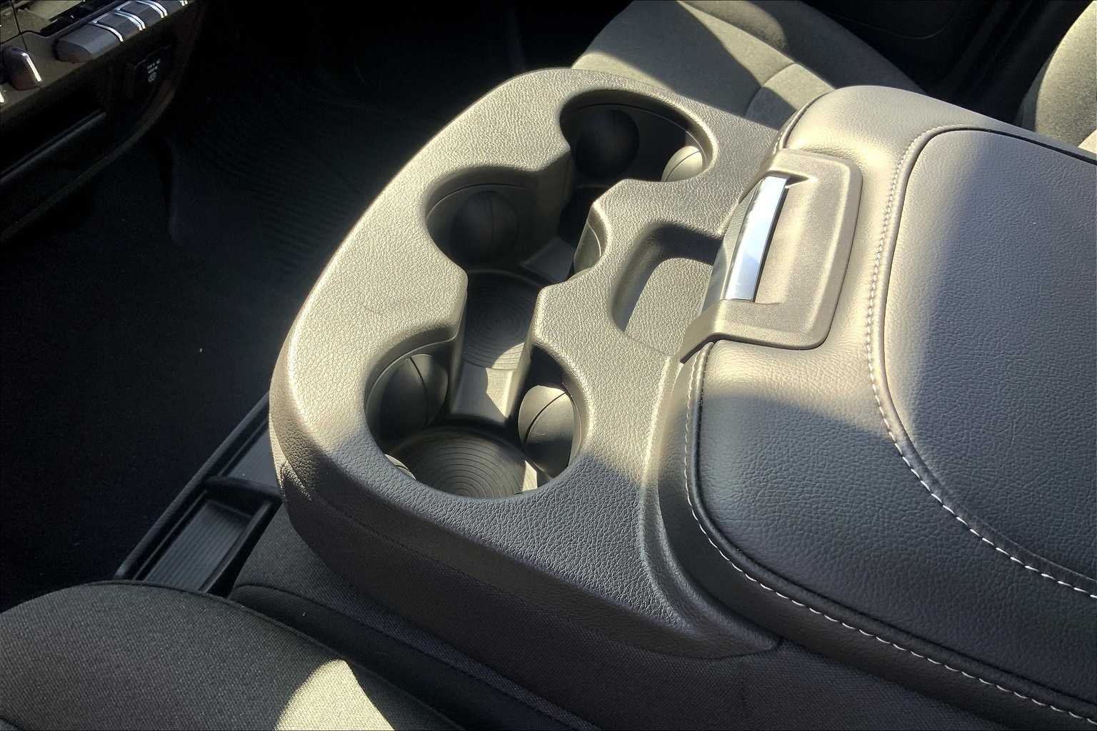 2025 RAM 2500 Tradesman - Photo 8