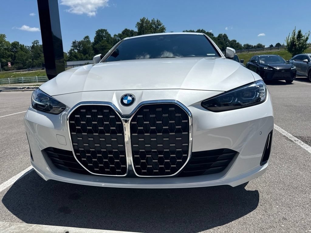 Used 2024 Mineral White Metallic BMW 430i xDrive image 4