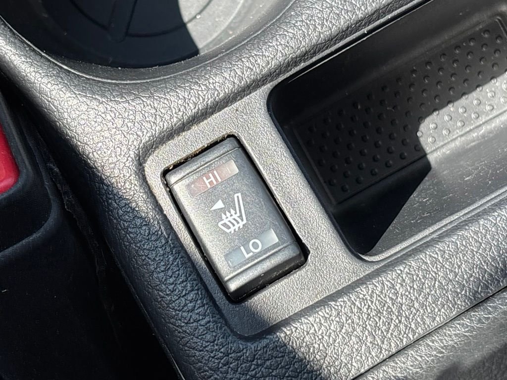Used 2018 White Nissan SV image 34