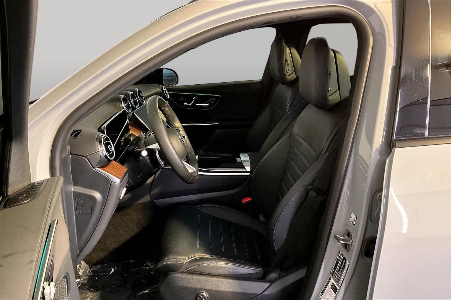 Used 2025 MANUFAKTUR Alpine Grey Mercedes-Benz GLC 300 image 9