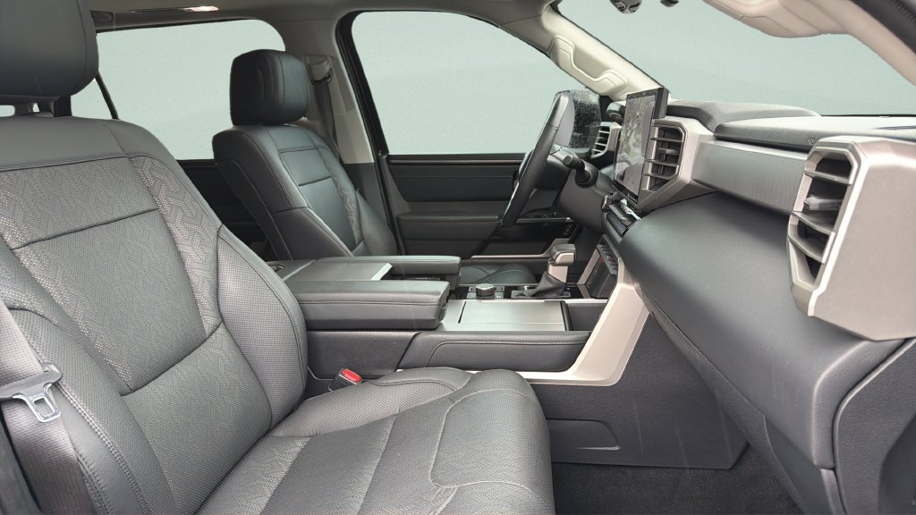 Used 2024  Toyota Limited image 35