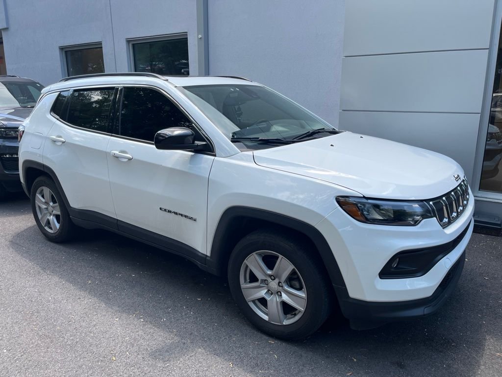 2022 Jeep Compass Latitude's photo