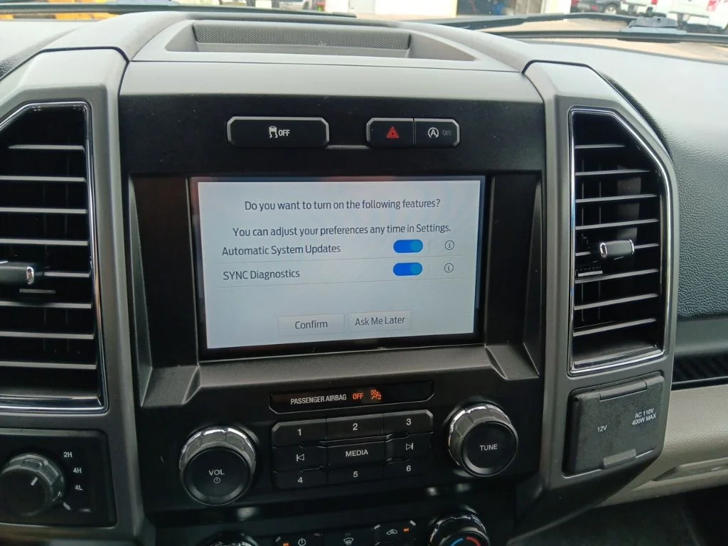 Used 2020 Stone Gray Metallic Ford XLT image 21