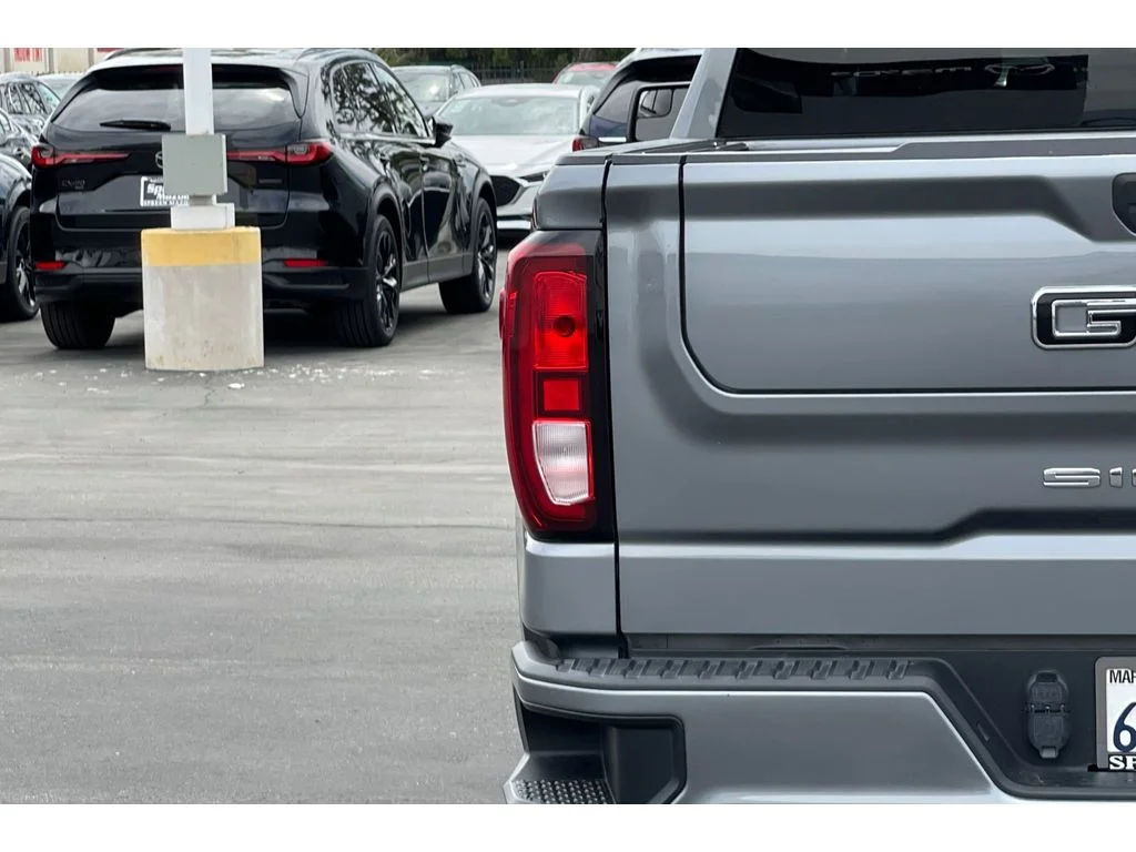Used 2022 Satin Steel Metallic GMC Elevation image 14