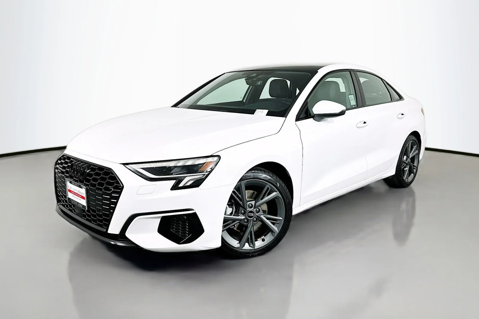 Used 2024 Ibis White Audi Premium image 1