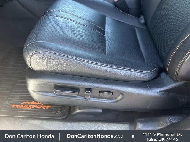 Used 2022 Platinum White Pearl Honda TrailSport image 12